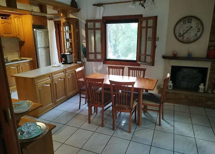 Дом отдыха Dimitris Afra